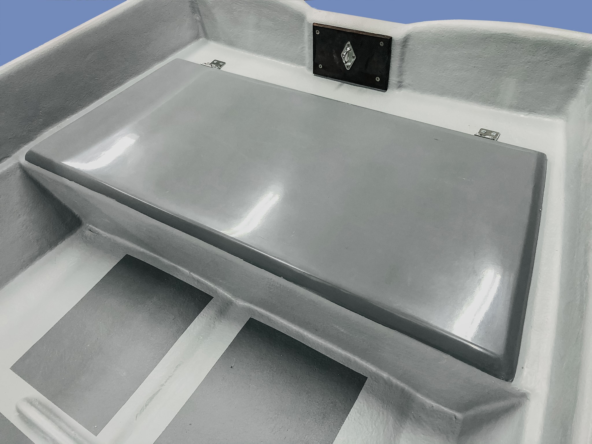 лодка афалина 360 люкс. кормовой рундук. кормовой рундук 40х40. рундук лодка brig. якорный рундук для пвх лодки шторм лайн 340.